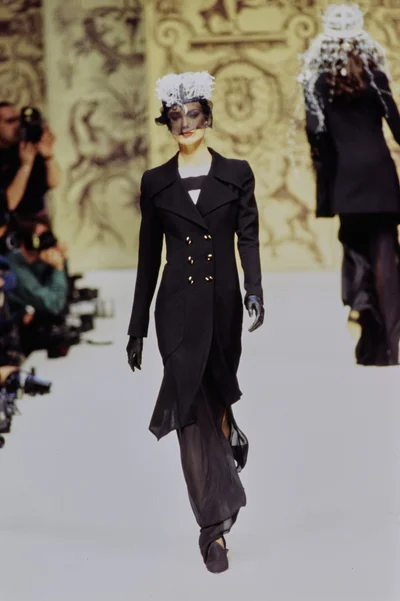 Look 24